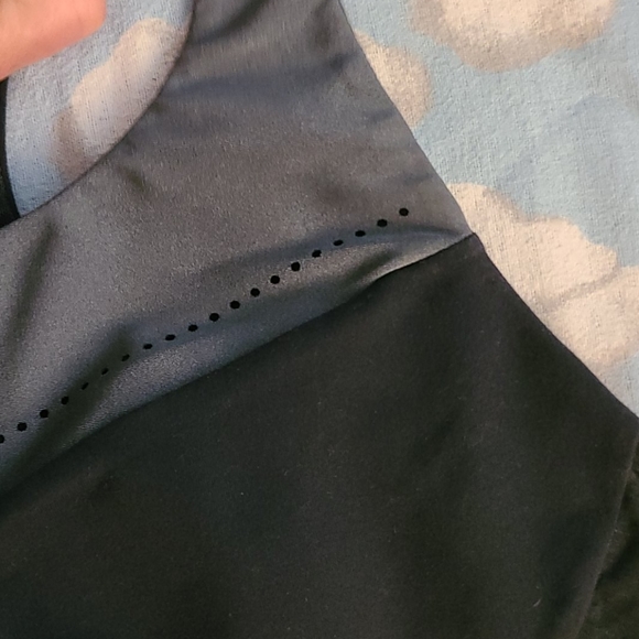 Fabletics sports bra - Picture 3 of 4